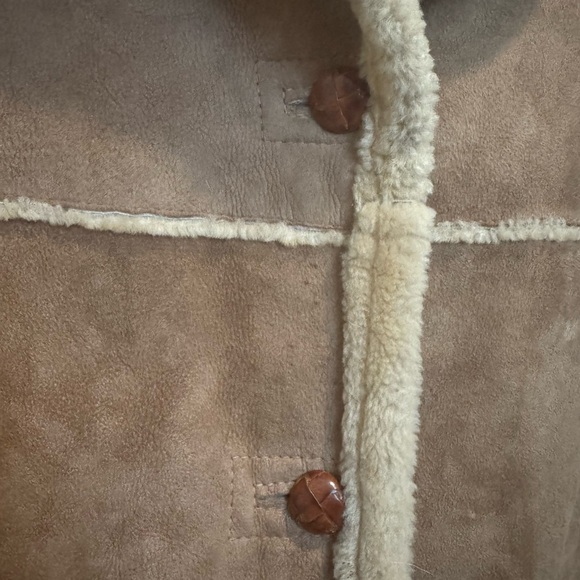 Vintage Shearling Coat - Picture 4 of 7